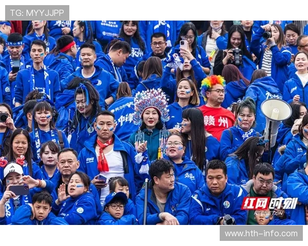九嶷山CMG邀请赛：永州球迷人浪互动暖场